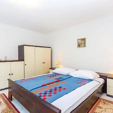 Appartement 1 Bedroom Gorgeous In *